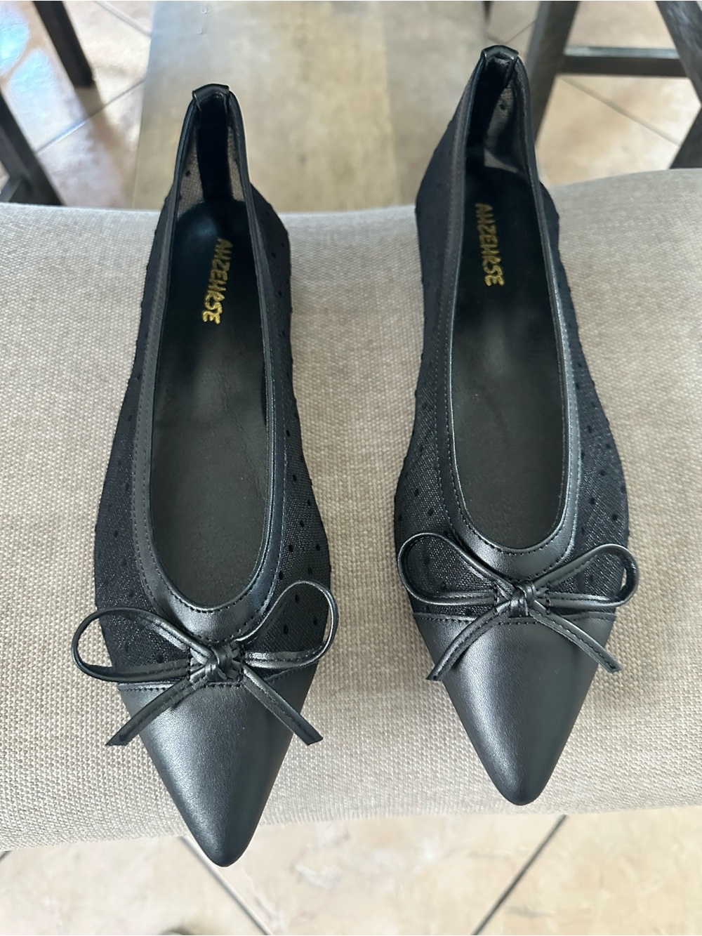 Ahzehrse Black Pointed Toe Bow Ballet Flats - Women's